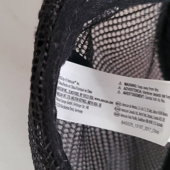 Amscan Checkered Flags Racing Cap - Red and Black - Picture 2 of 7